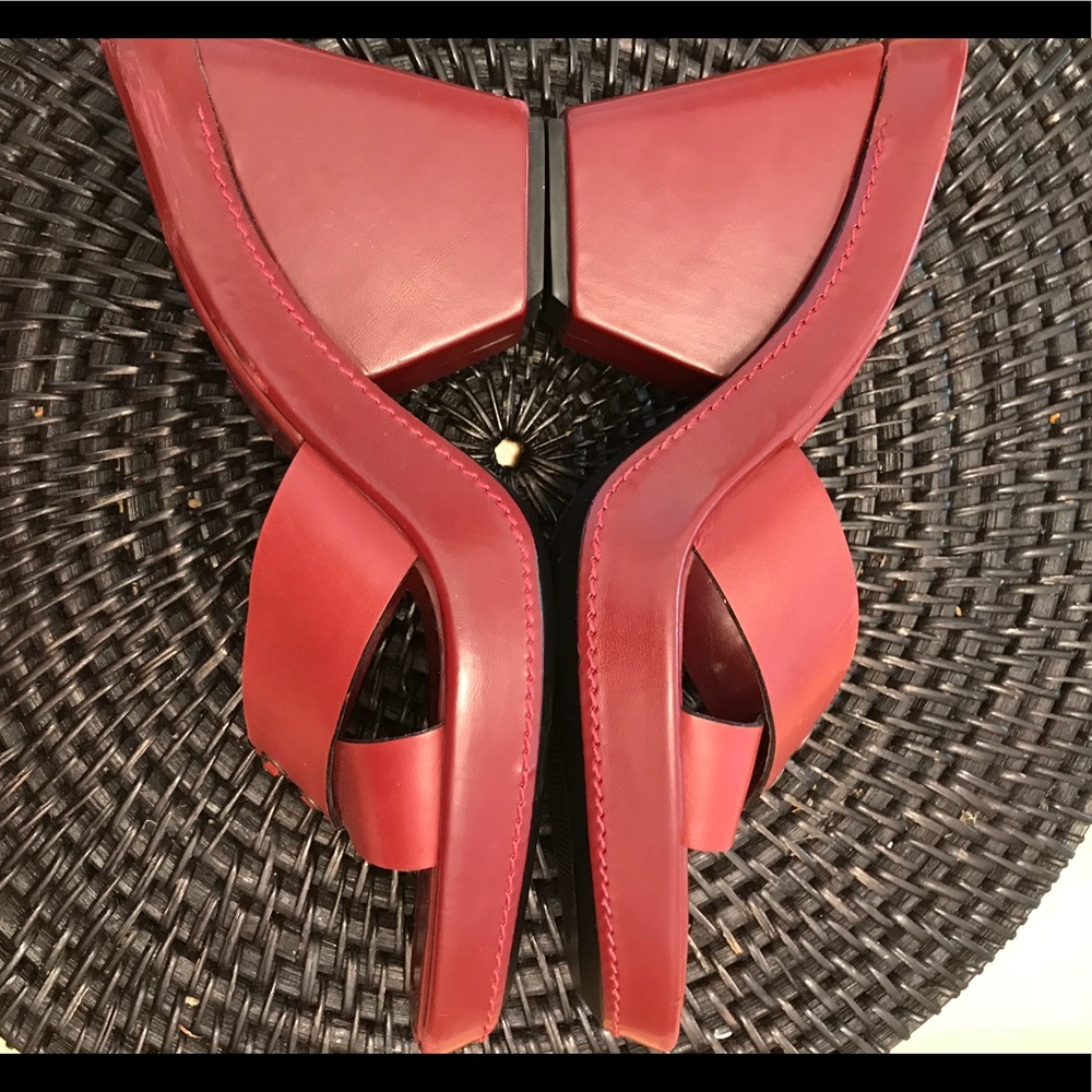 New Wine Color Nine West Sz8 Slides - image 5